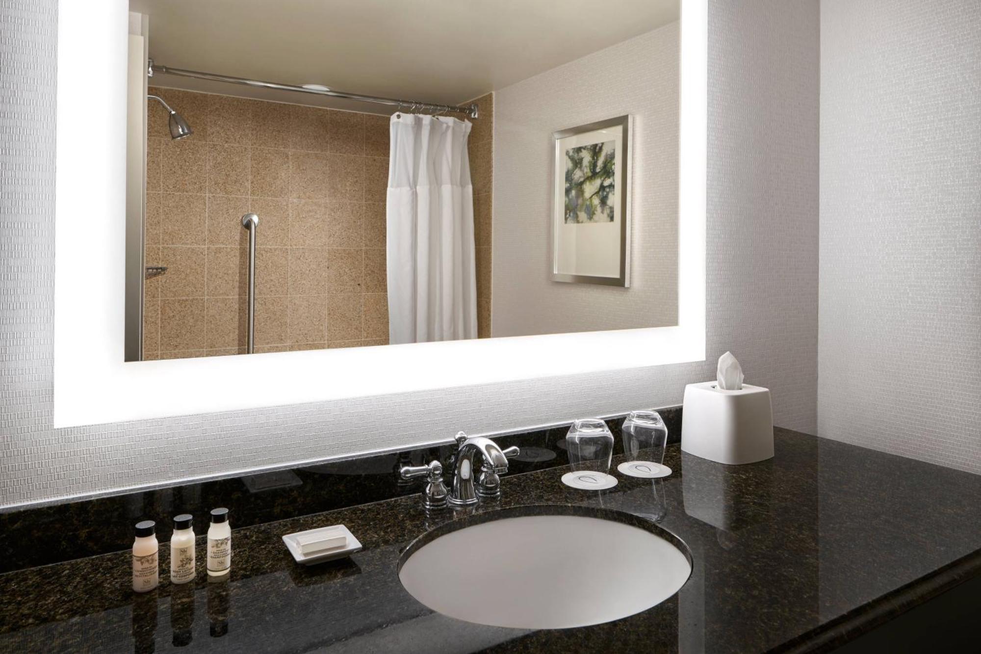 Delta Hotels By Marriott Chesapeake Norfolk Esterno foto
