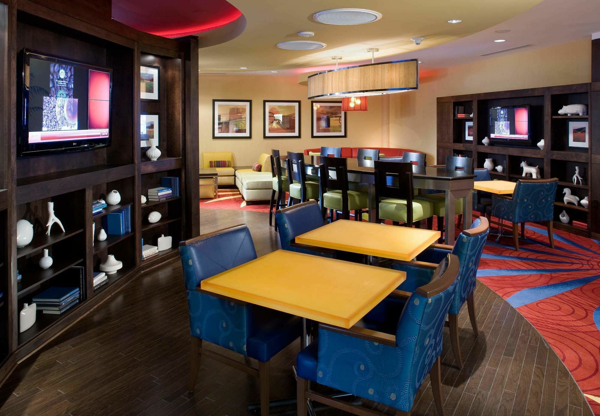 Delta Hotels By Marriott Chesapeake Norfolk Esterno foto